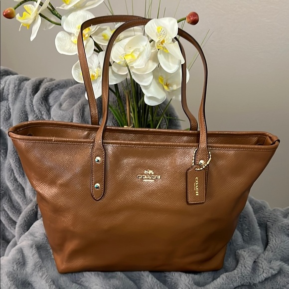 Coach Handbags - Coach Brown Zip Leather Tote EUC Retail $249